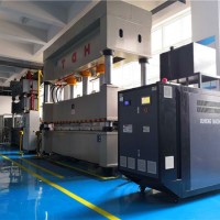 碳纖維油溫機(jī)_碳纖維熱壓成型油溫機(jī)